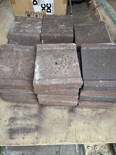 Dimplex storage heater - dimplex, bricks
